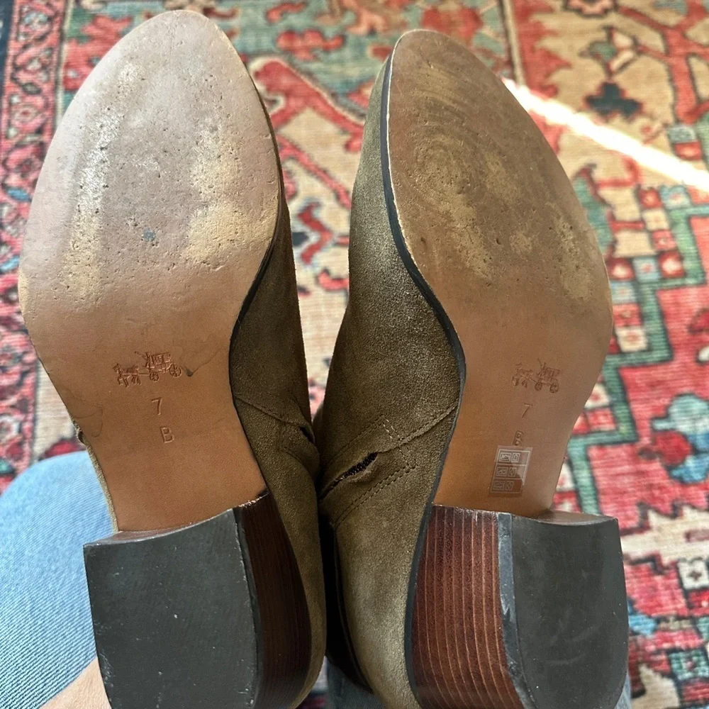 Coach Patricia suede brown boots size 7